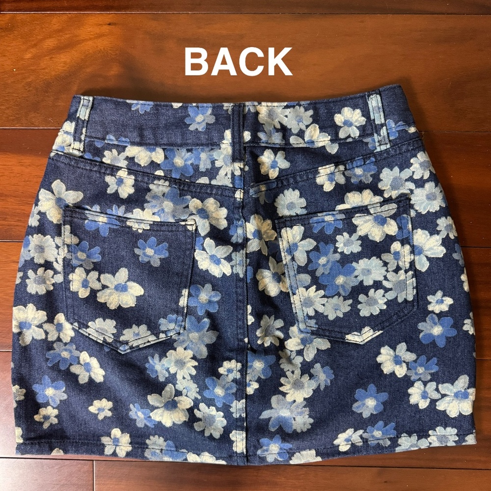 DARK WASH DENIM FLORAL SKIRT WITH SHORTS - Picture 6 of 9